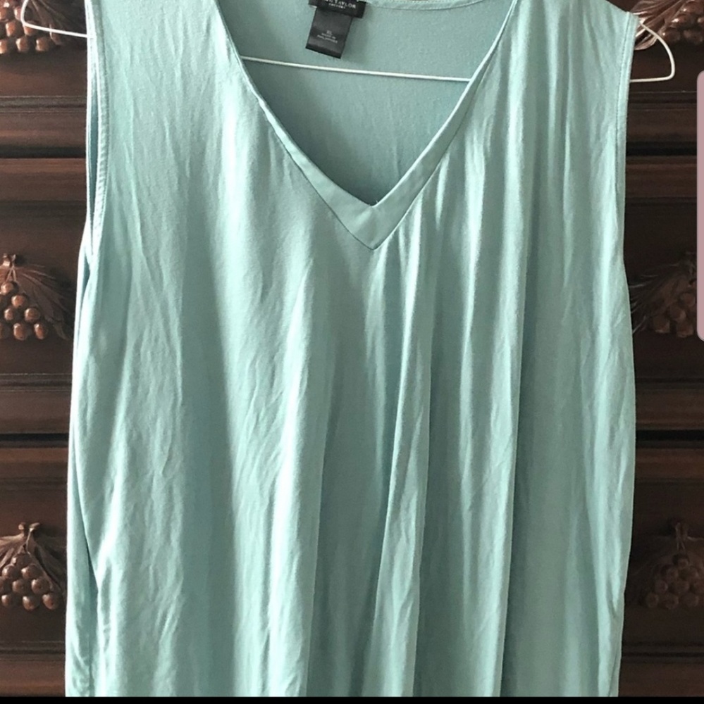Ann Taylor XL Blouse perfect for work or casual